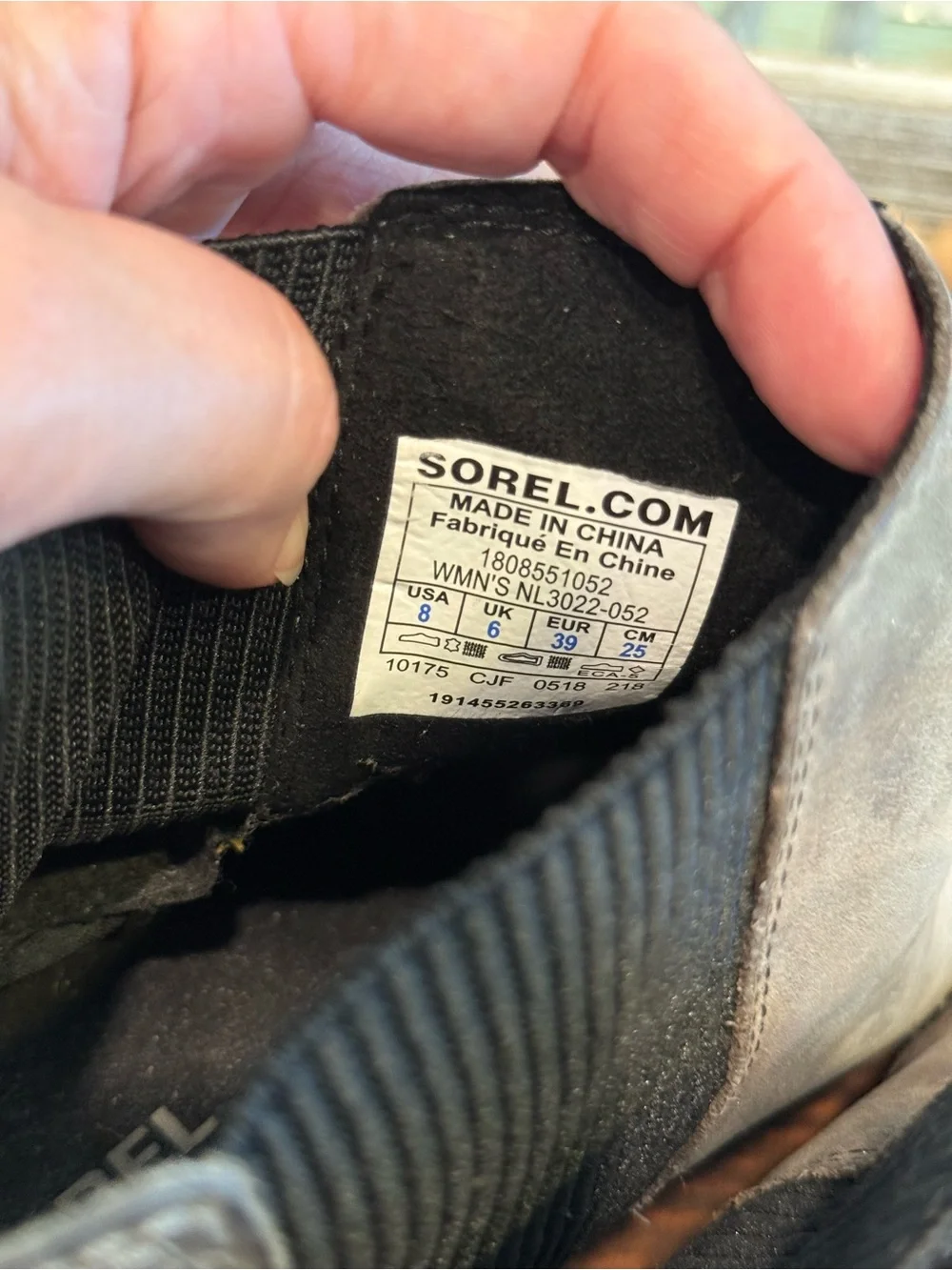Sorel Women’s Joan of Arctic Wedge II Chelsea Boots Nubuck Gray Leather Size 8